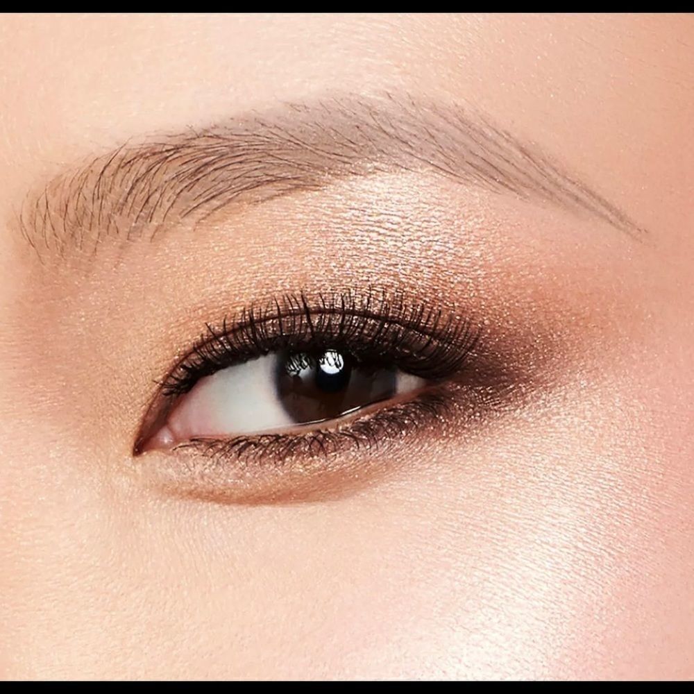 BRAND NEW Two Faced Born This Way Natural Nudes Eyeshadow - Picture 7 of 8